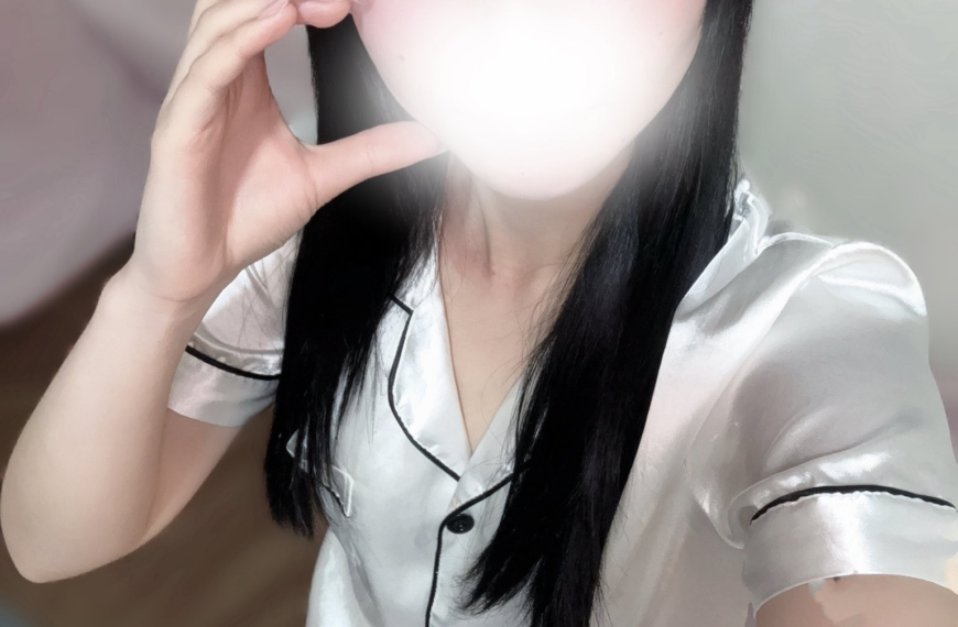 博多メンズエステ　アロマレジェンド　りな