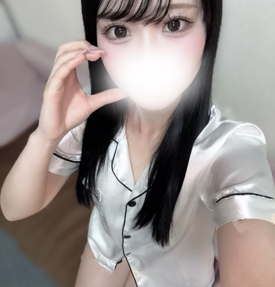 博多メンズエステ　アロマレジェンド　りな