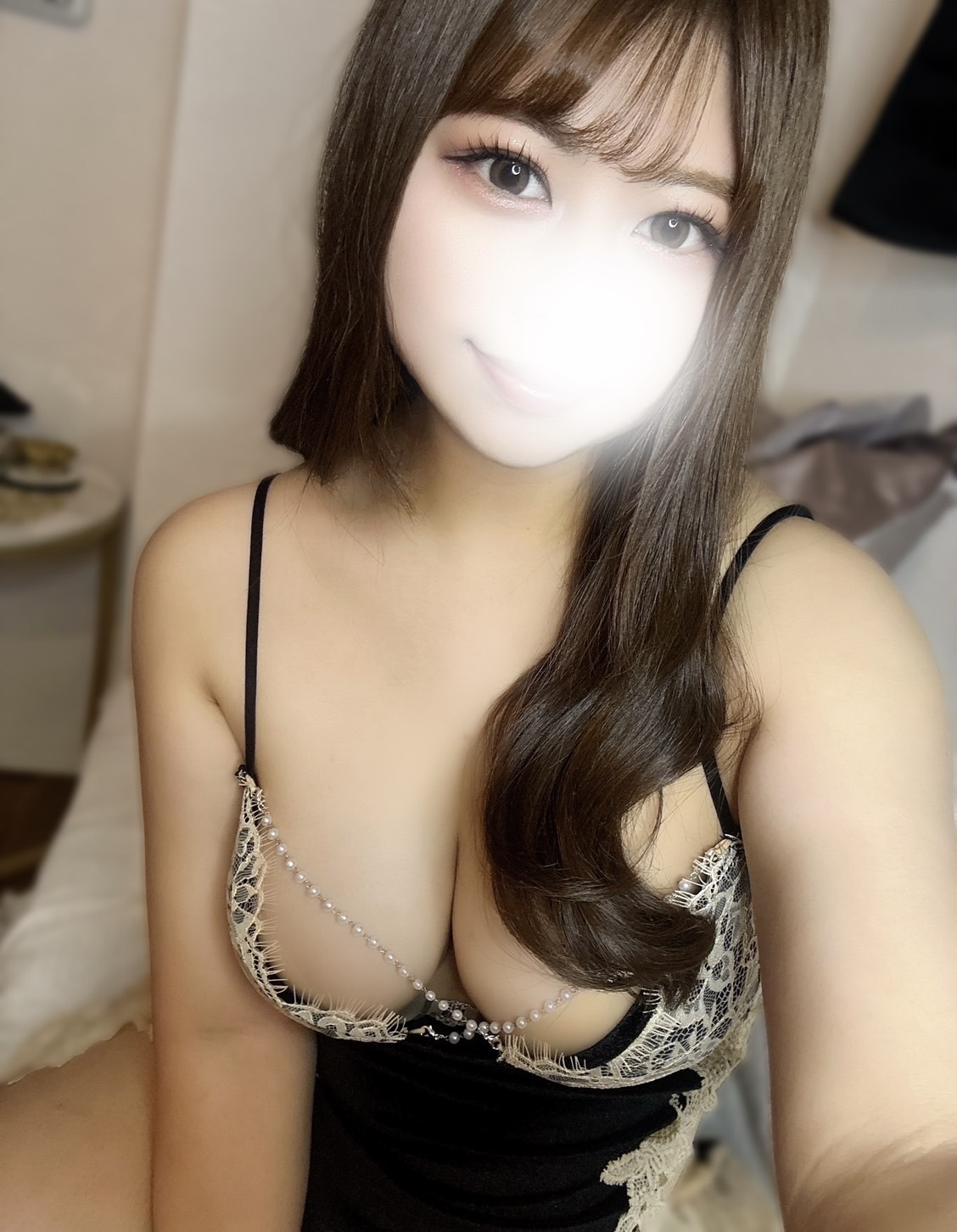 堺筋本町　クィーンオブザナイト　白鳥すず