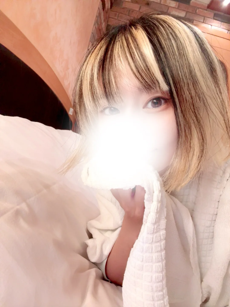 八王子メンズエステ　ダイヤモンド　れな